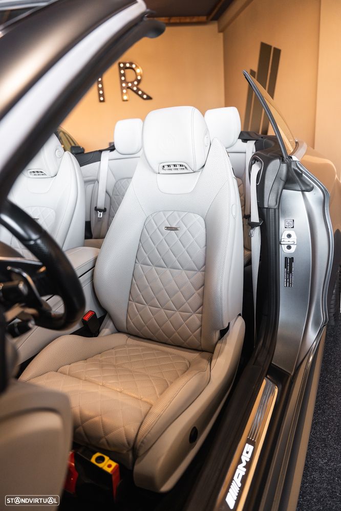 Mercedes-Benz C 63 AMG - 11