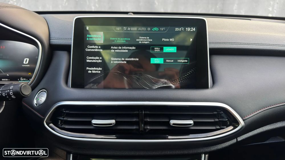 MG EHS 1.5 T-GDI Plug-in Hybrid Luxury - 26