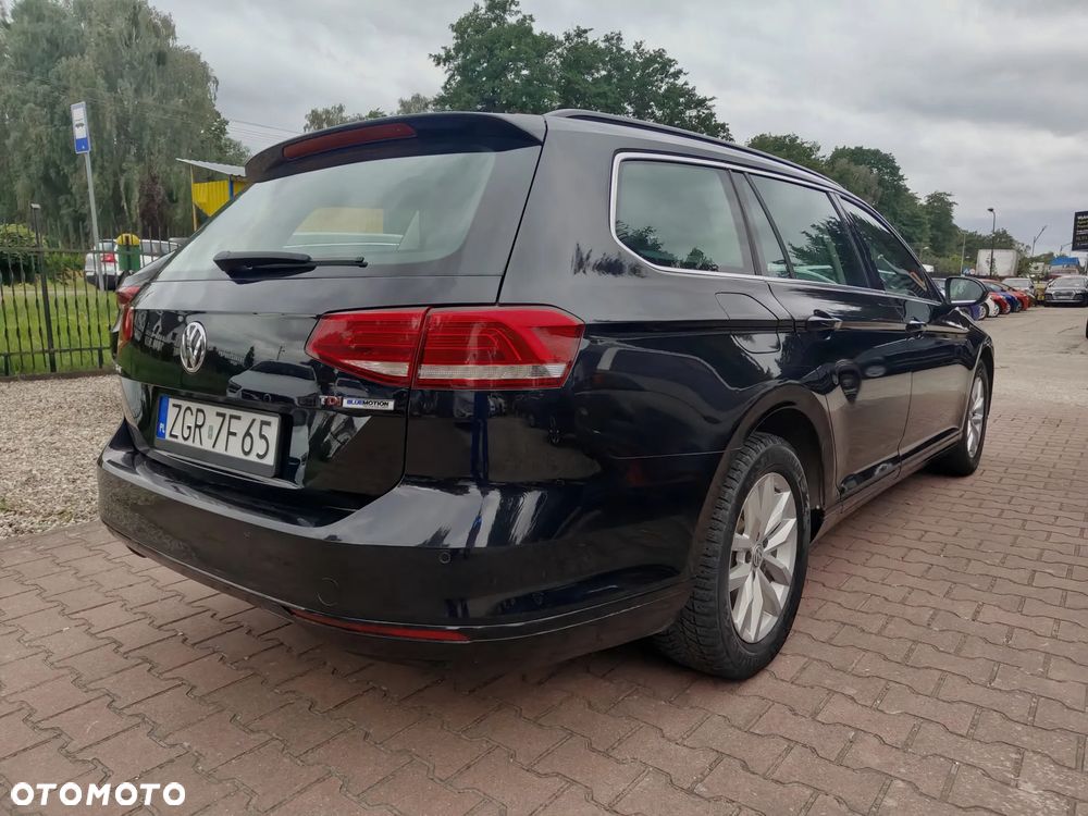 Volkswagen Passat 1.6 TDI (BlueMotion Technology) Trendline - 6