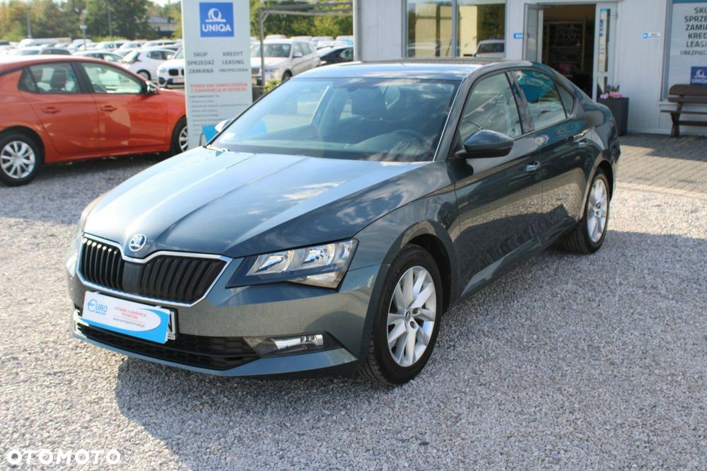 Skoda Superb - 2