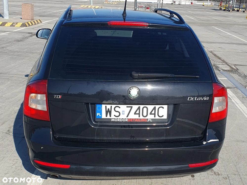 Skoda Octavia 2.0 TDI Elegance - 4