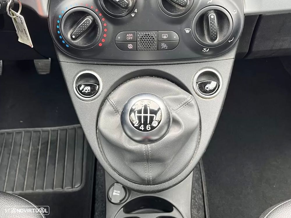 Fiat 500C 1.0 Hybrid Connect - 19