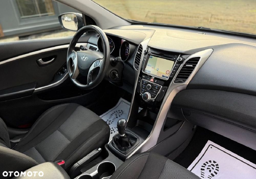 Hyundai i30 1.6 Comfort - 20
