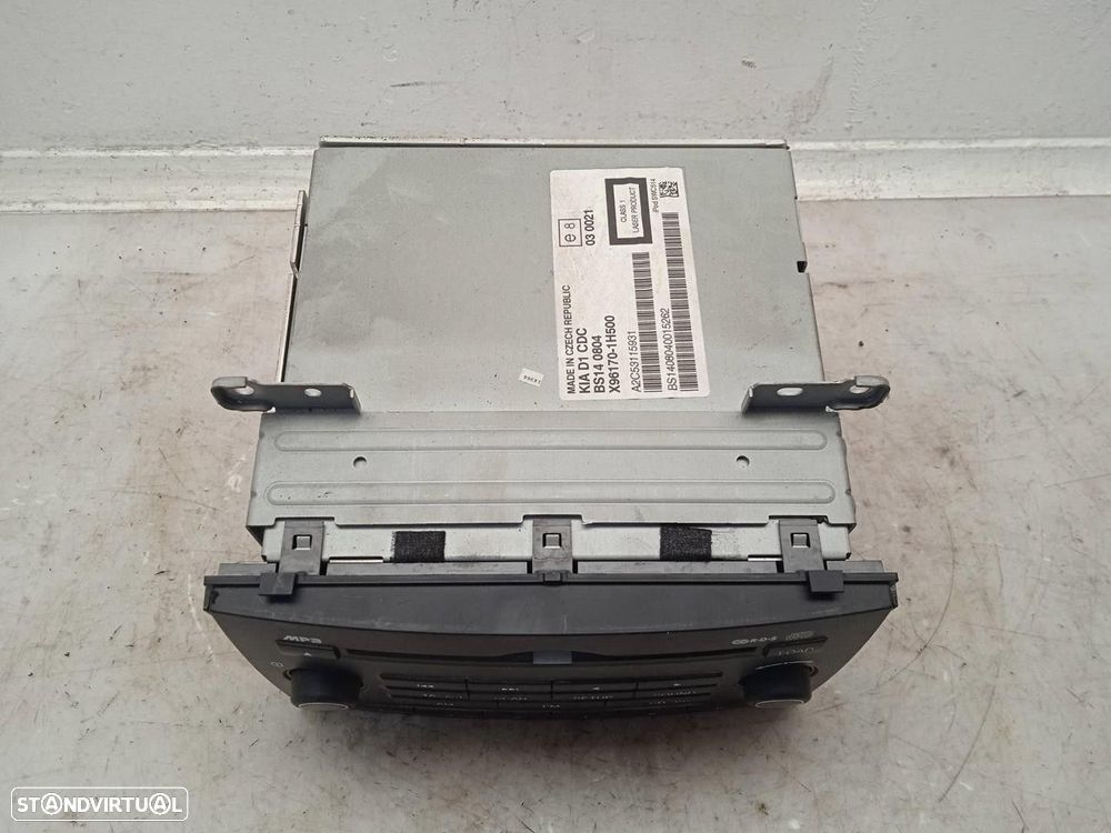 SISTEMA AUDIO / RADIO CD KIA CEED FASTBACK 2008 - 1