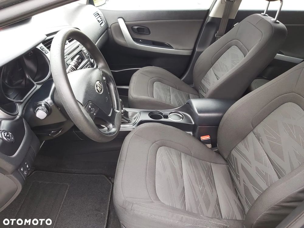 Kia Ceed 1.4 CRDi 90 SW Vision - 16