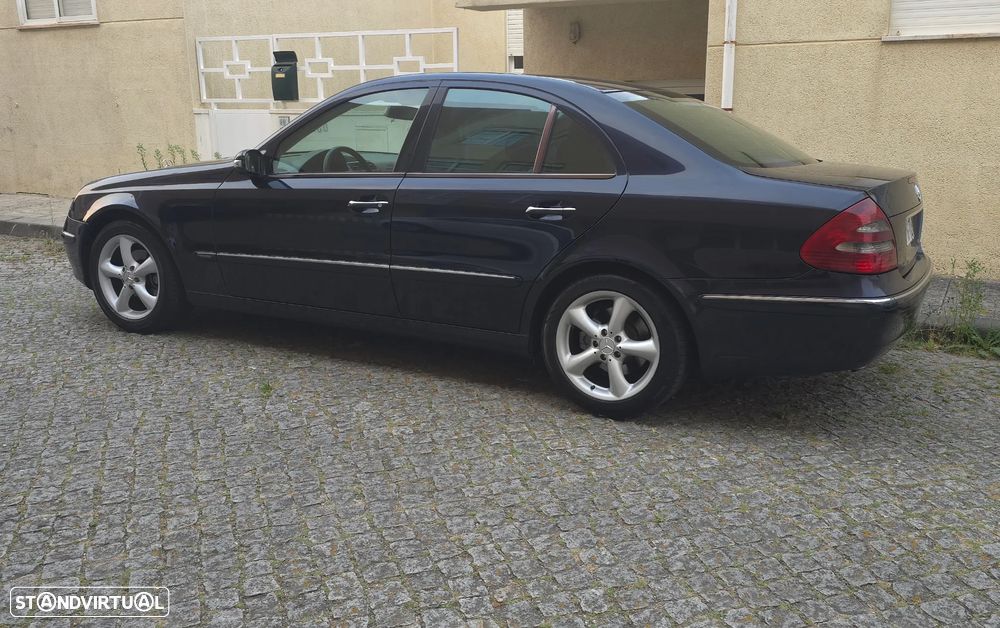 Mercedes-Benz E 220 CDI Elegance Aut. - 3