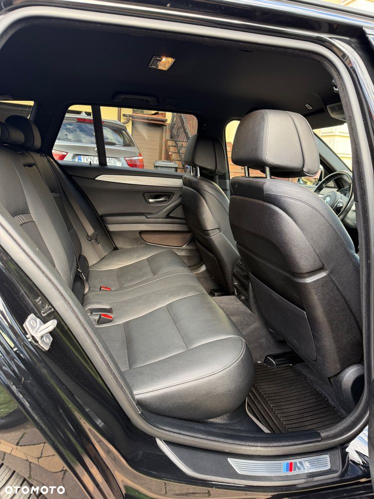 BMW Seria 5 530d xDrive Sport-Aut - 22