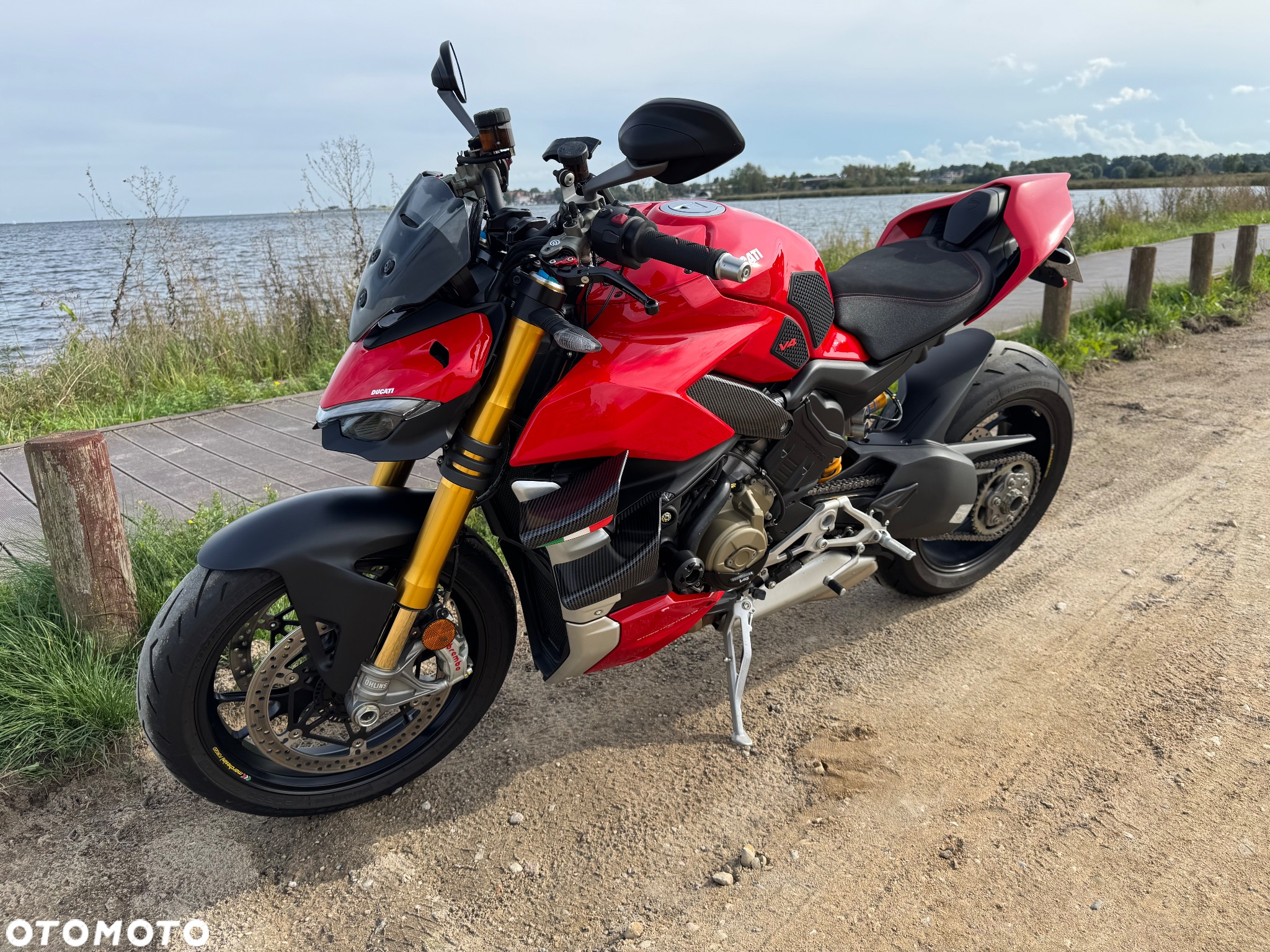 Ducati Streetfighter V4 - 4