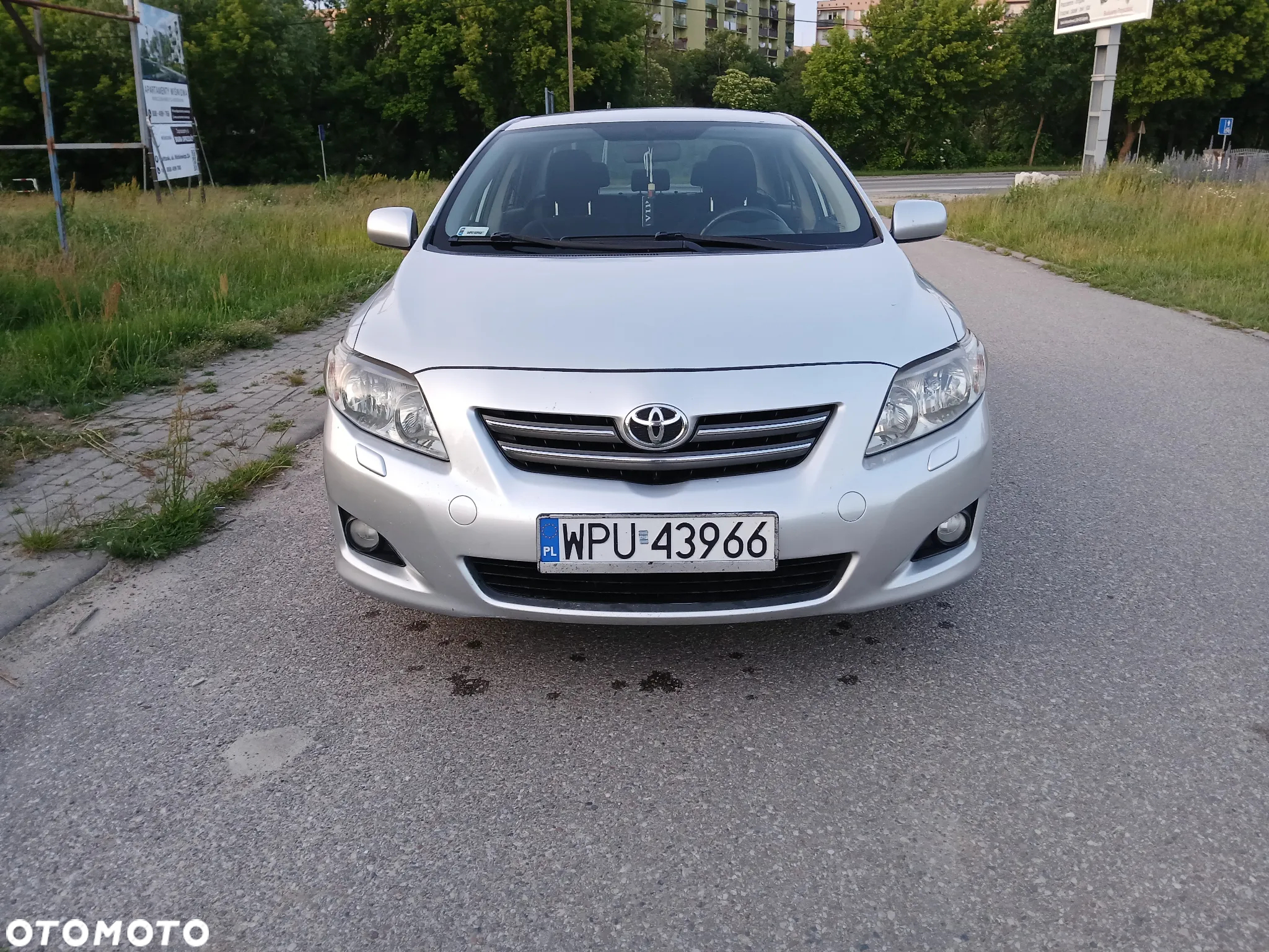 Toyota Corolla - 8