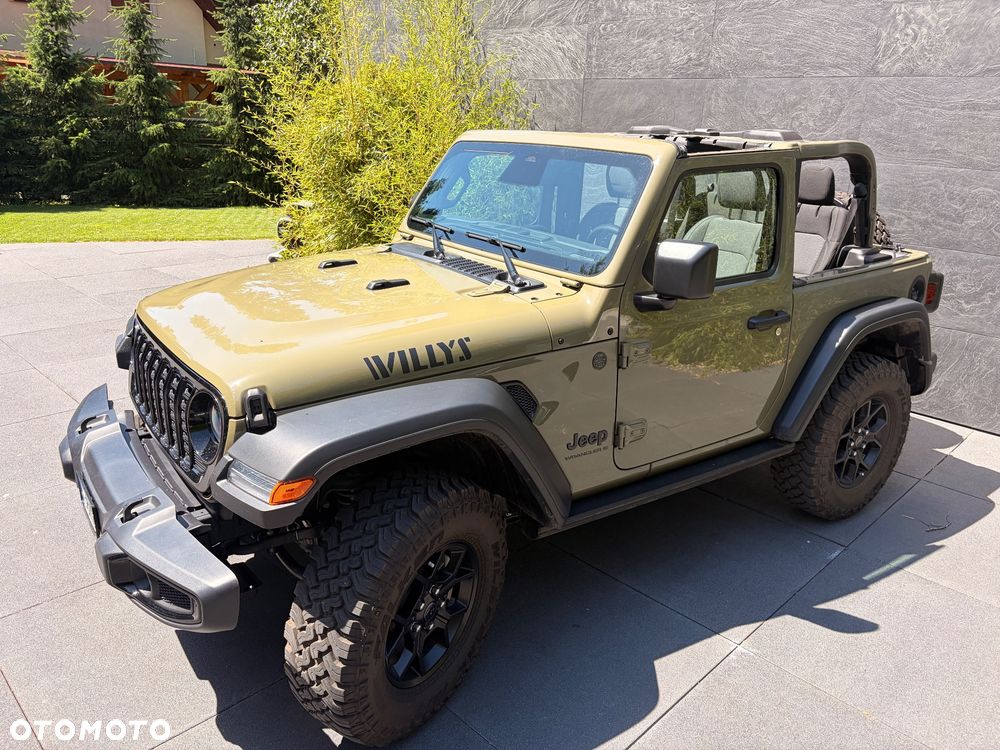 Jeep Wrangler - 1