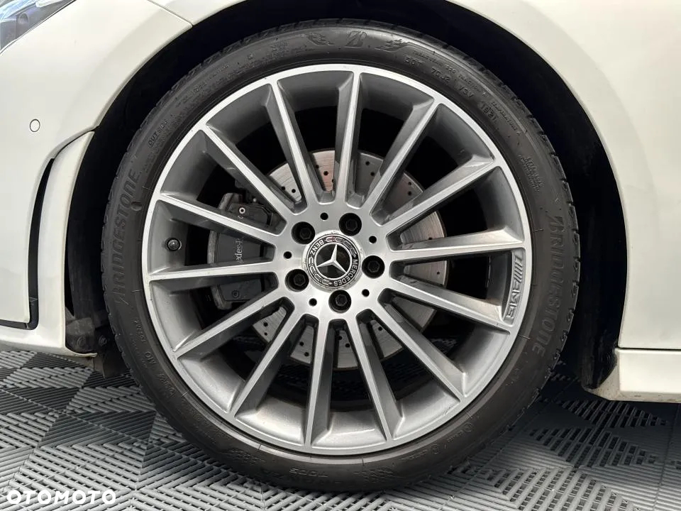 Mercedes-Benz CLA 200 AMG Line 7G-DCT - 9