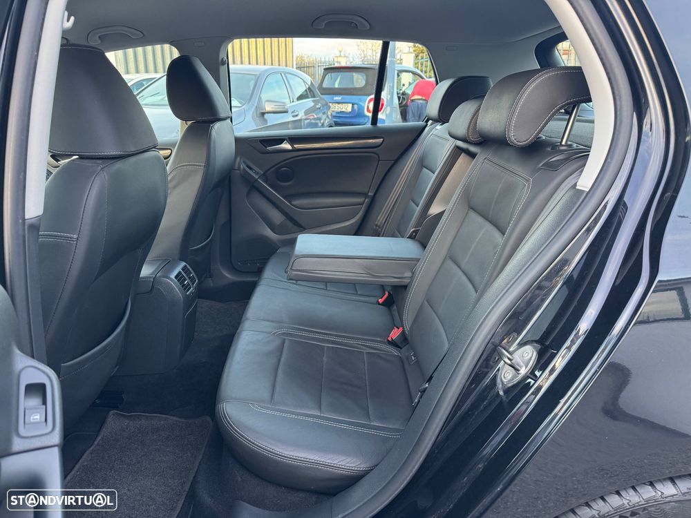 VW Golf 2.0 TDi Confortline - 14