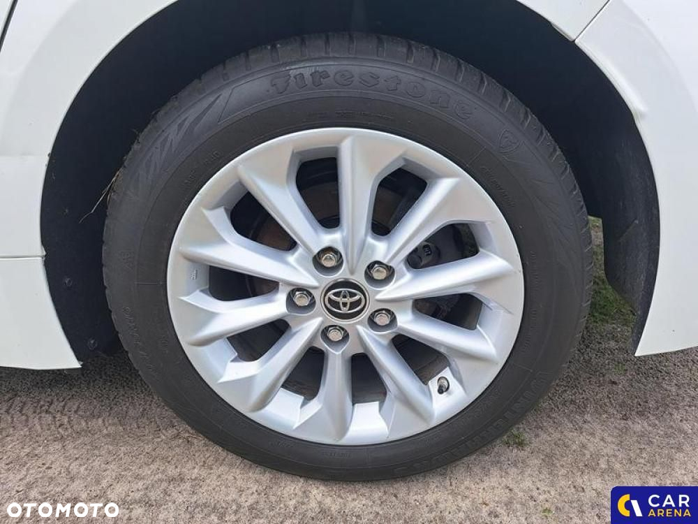 Toyota Corolla - 13
