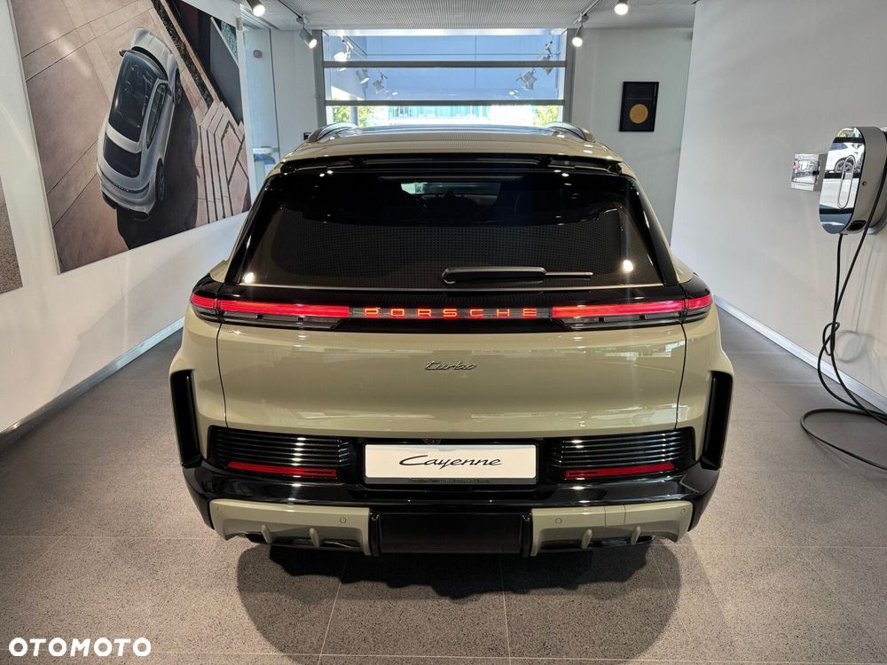 Porsche Cayenne - 6