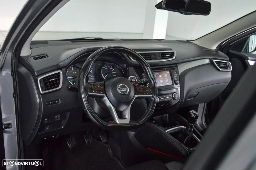 Nissan Qashqai 1.6 dCi N-Connecta - 5