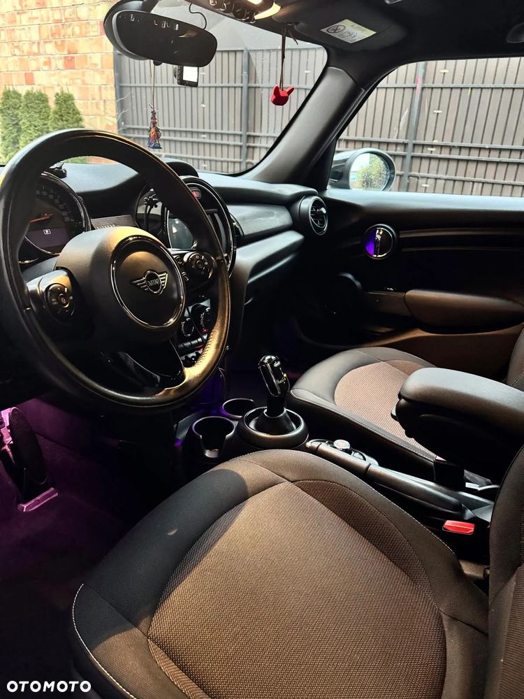 MINI Cooper Standard - 8