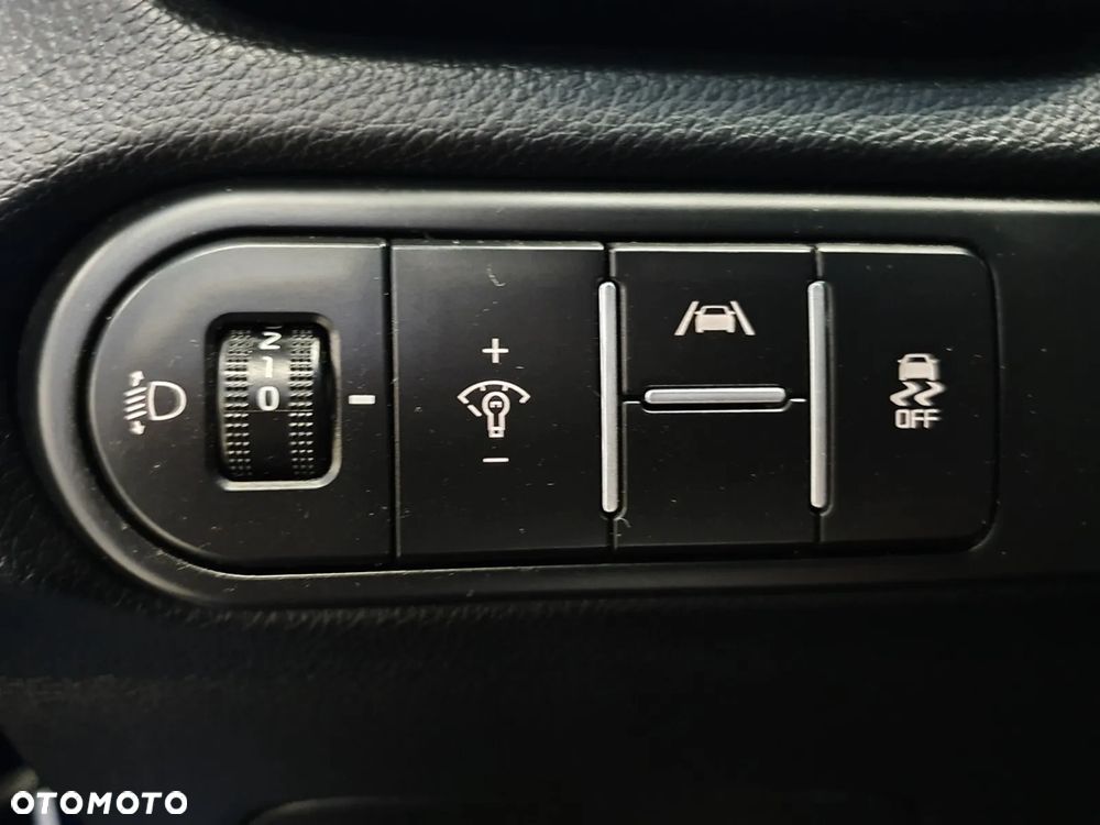 Kia Ceed 1.5 T-GDI Business Line DCT - 23