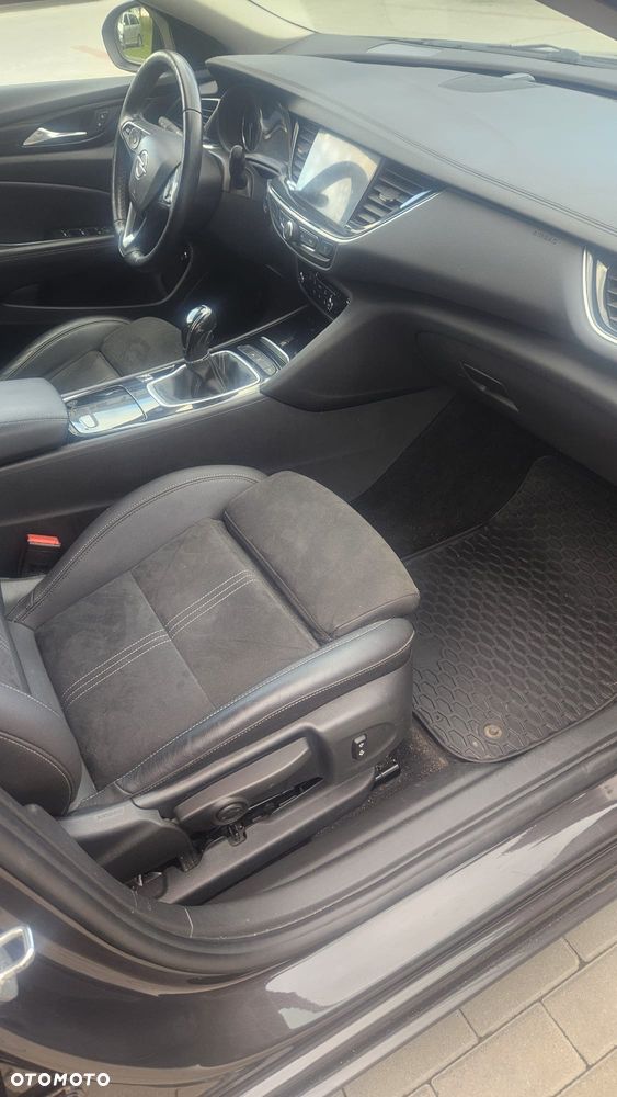 Opel Insignia 2.0 CDTI Business Elegance S&S - 29