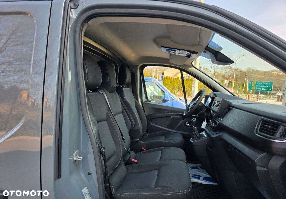 Renault Trafic - 22