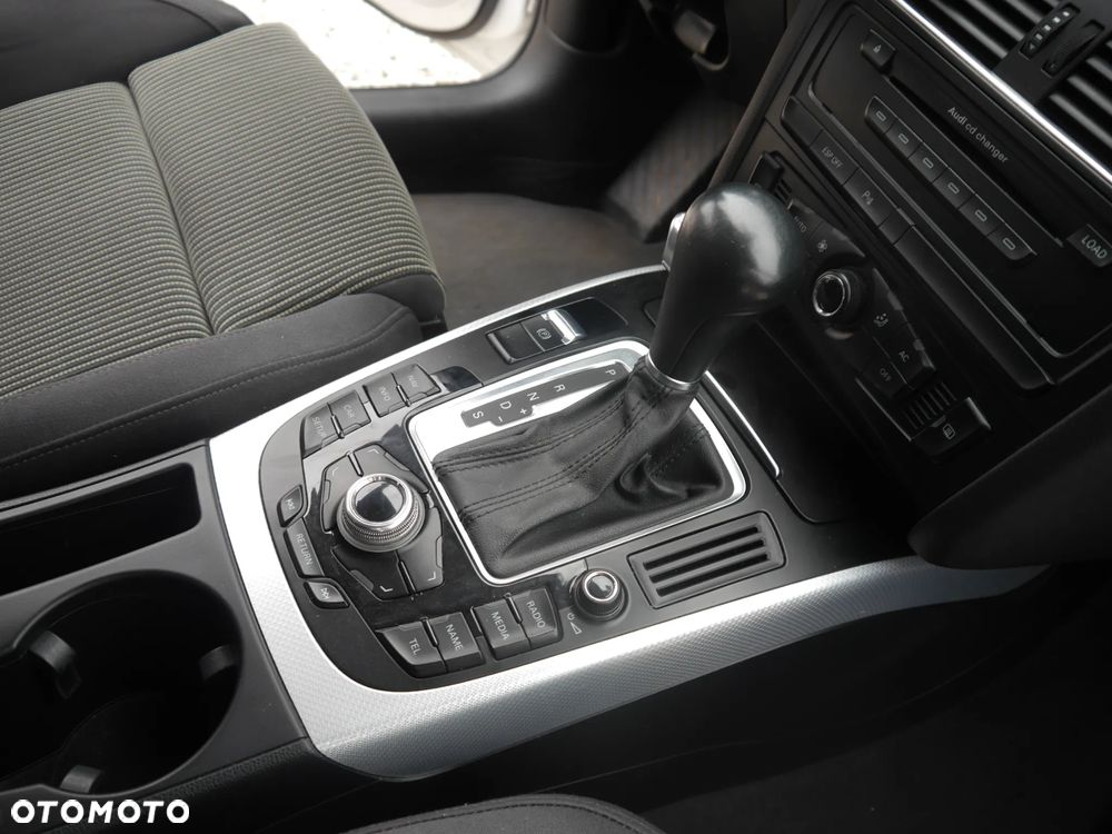 Audi A4 Avant 2.0 TDI DPF multitronic S line Sportpaket - 12