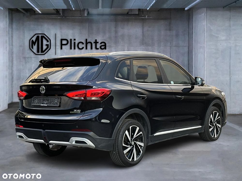 MG ZS Hybrid+ - 6