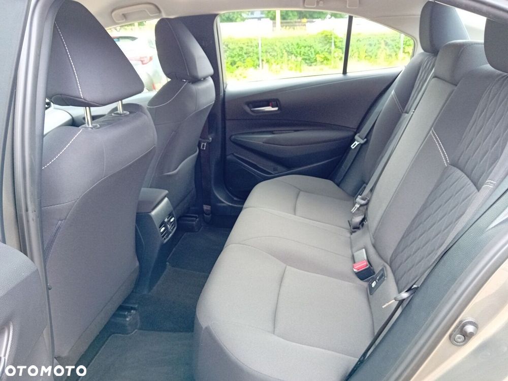 Toyota Corolla 1.6 Comfort - 11