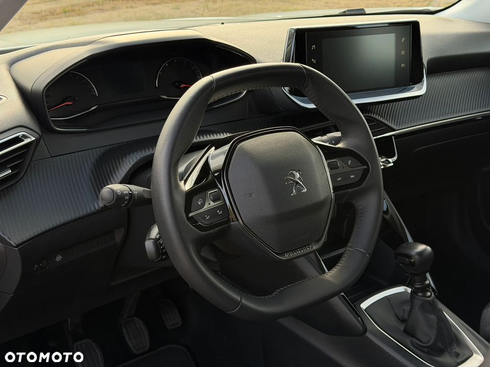 Peugeot 2008 1.2 PureTech Active S&S - 14