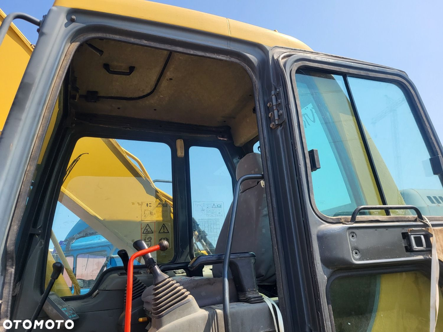 Komatsu Pc210Lc-6K - 10