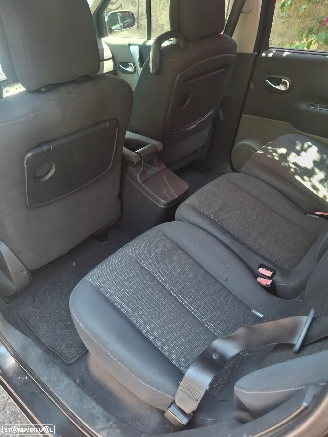 Renault Scénic 1.5 dCi Dynamique S - 12