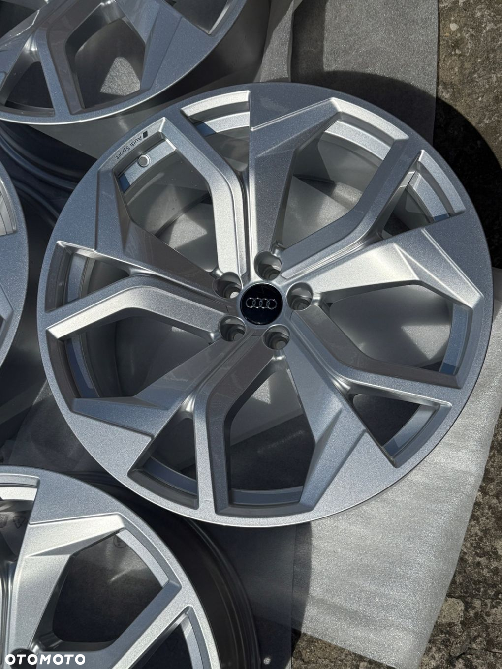 Oryginalne Felgi Audi OE RSQ8 10.5J 23 5x112 ET 18 Alufelgi RS Q8 4M8 Sport - 7