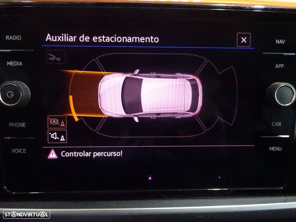 VW T-Roc 1.0 TSI Life - 27