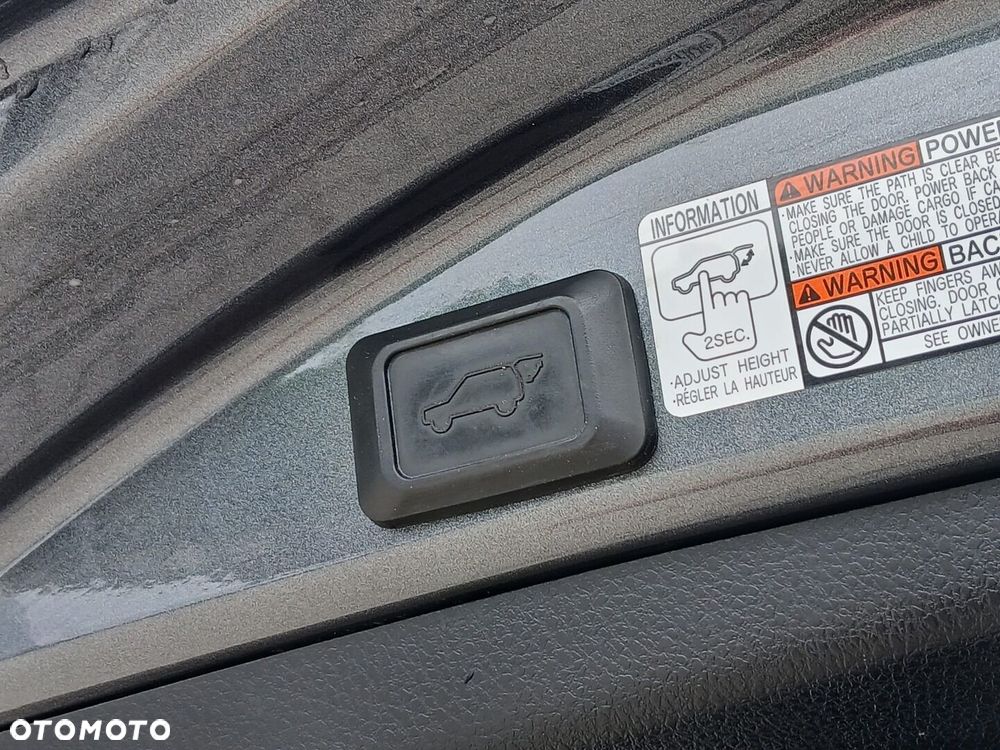 Toyota RAV4 Hybrid Premium 4x2 - 40