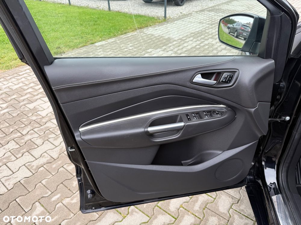 Ford Kuga 2.0 TDCi 4x4 Vignale - 14