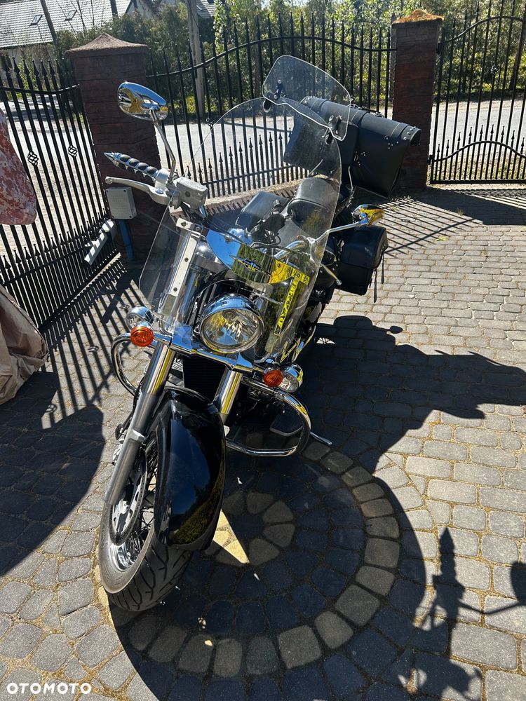 Suzuki Boulevard - 3
