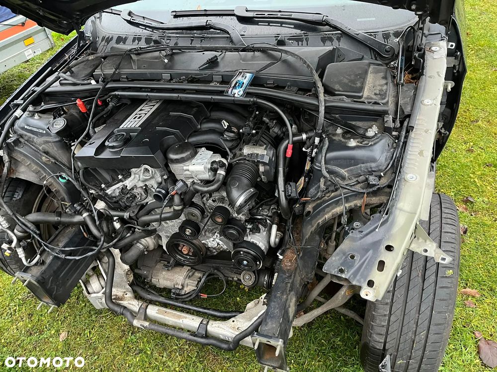 BMW Seria 3 318i Edition Sport - 9