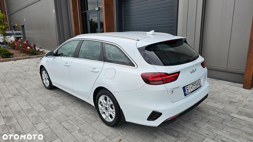 Kia Ceed 2023 photo 3
