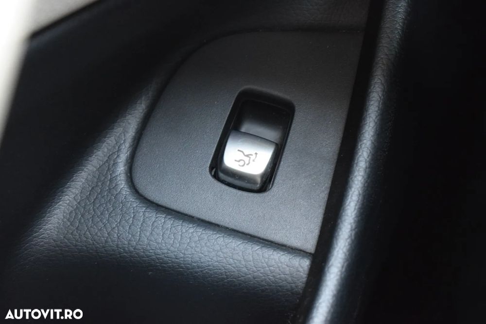 Mercedes-Benz E 220 d 4MATIC Aut. - 21