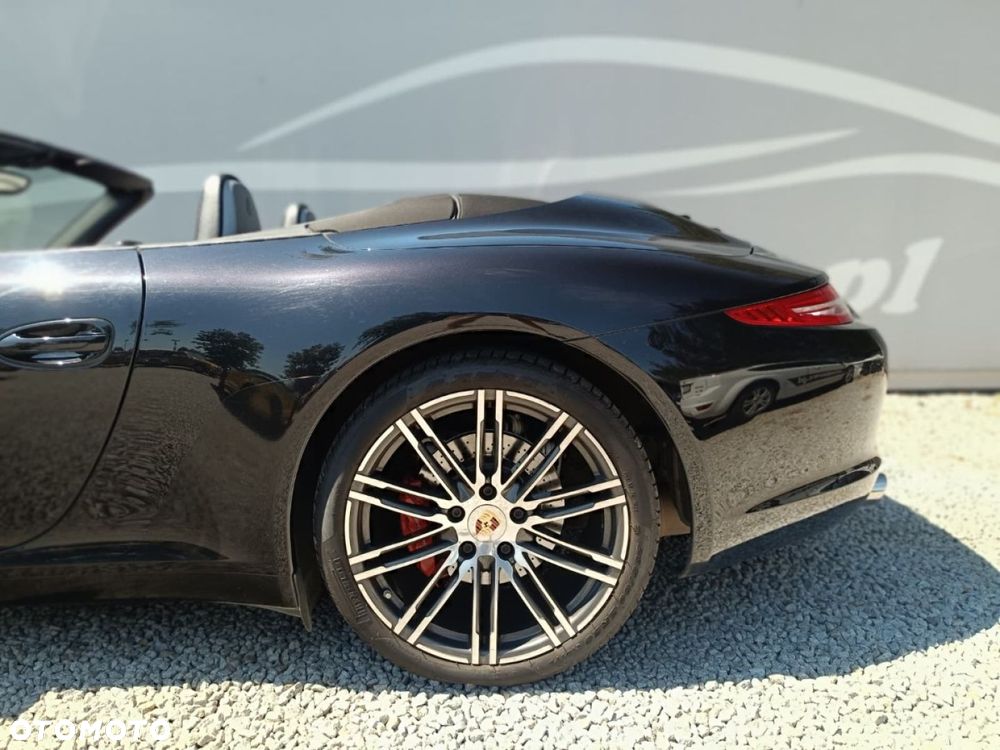 Porsche 911 - 22