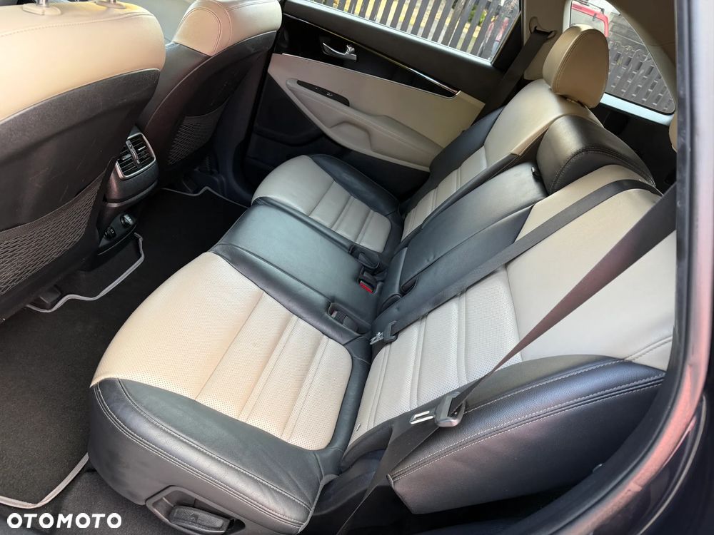 Kia Sorento 2.0 CRDI L - 33