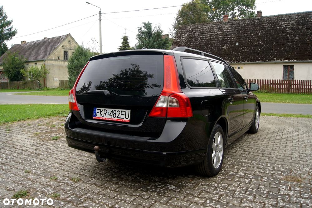 Volvo V70 T4 Powershift Kinetic - 11