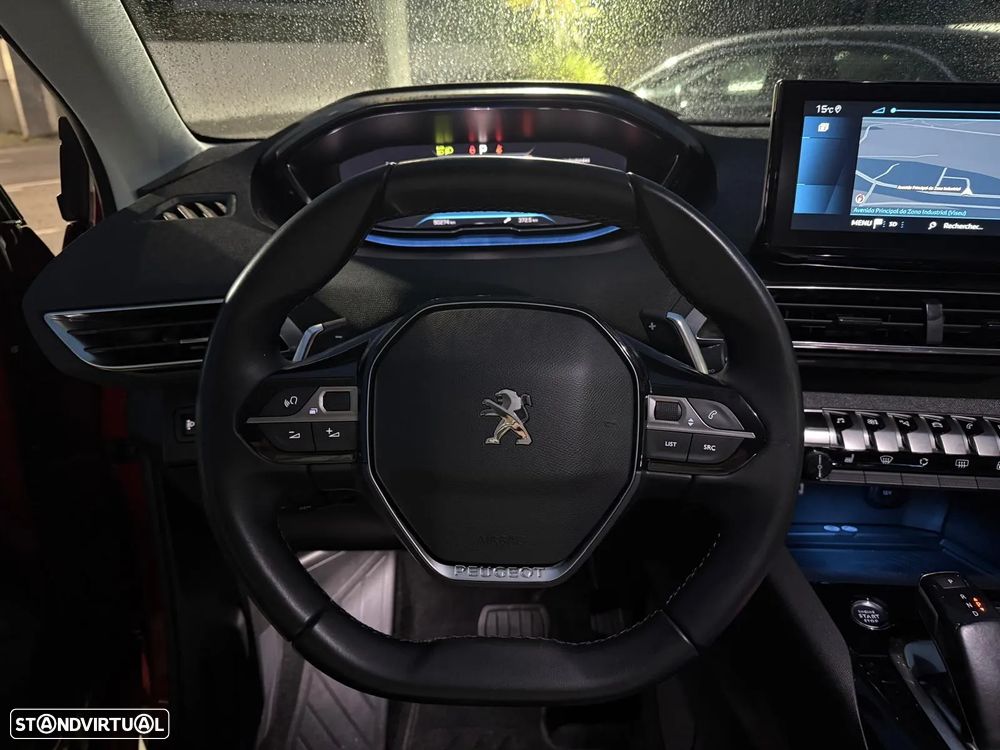 Peugeot 3008 1.2 PureTech Allure EAT6 - 17