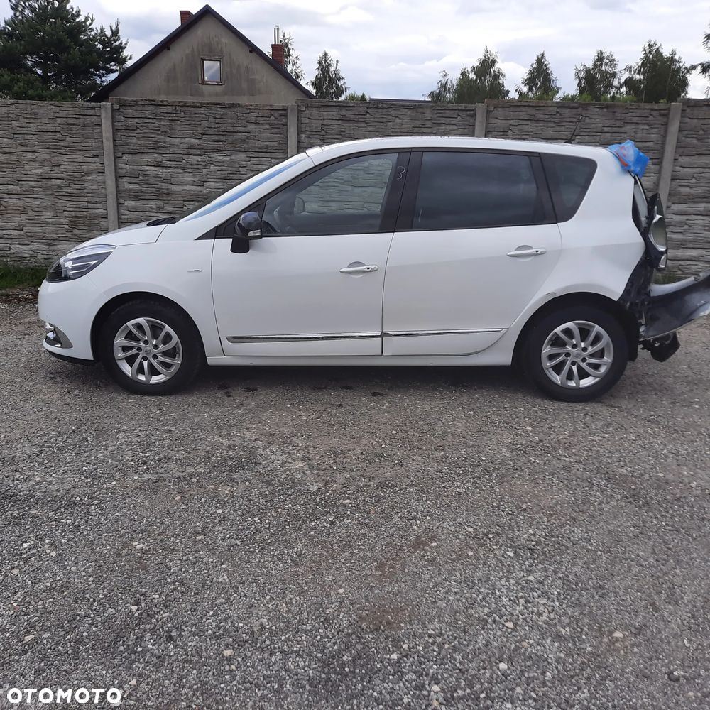 Renault Scenic ENERGY TCe 115 Bose Edition - 23