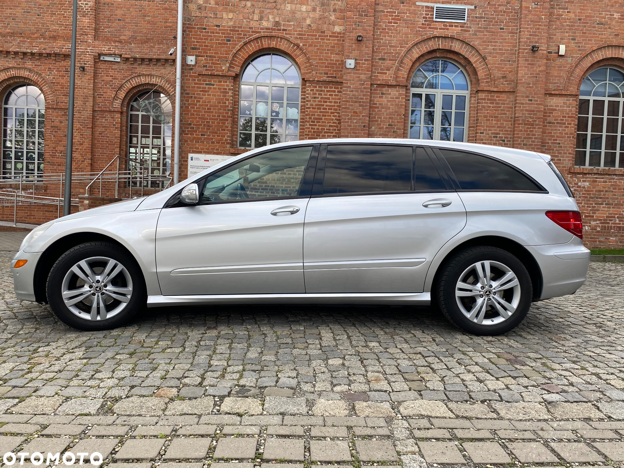 Mercedes-Benz Klasa R 350 4Matic 7G-TRONIC - 7