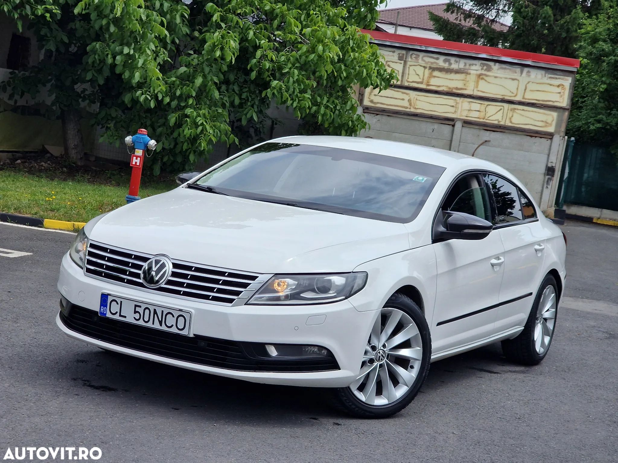 Volkswagen Passat CC 2.0 TDI BlueMotion Technology DSG - 1