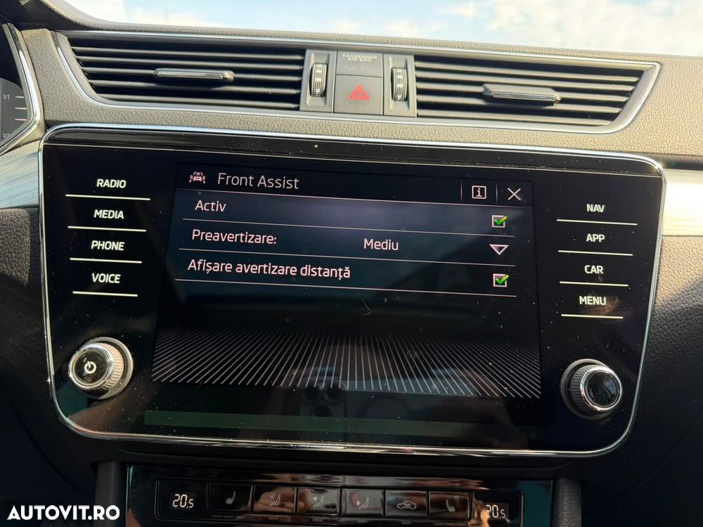 Skoda Superb 2.0 TDI DSG Style - 31