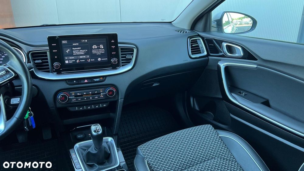 Kia Ceed 1.5 T-GDI L - 10