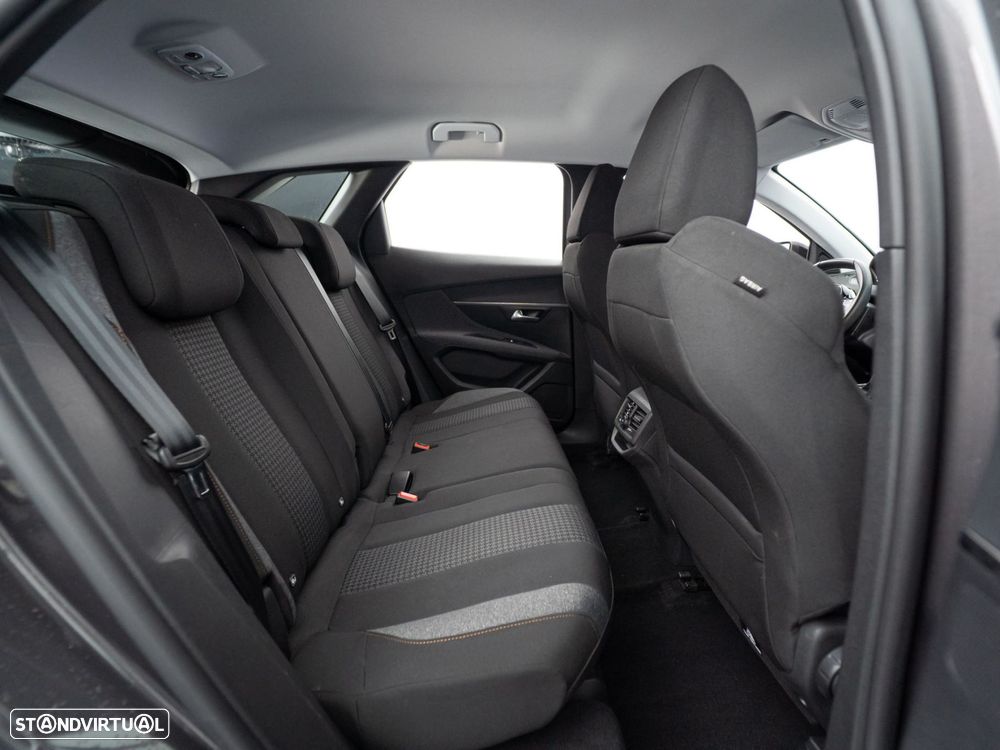 Peugeot 3008 1.5 BlueHDi Active Pack - 39