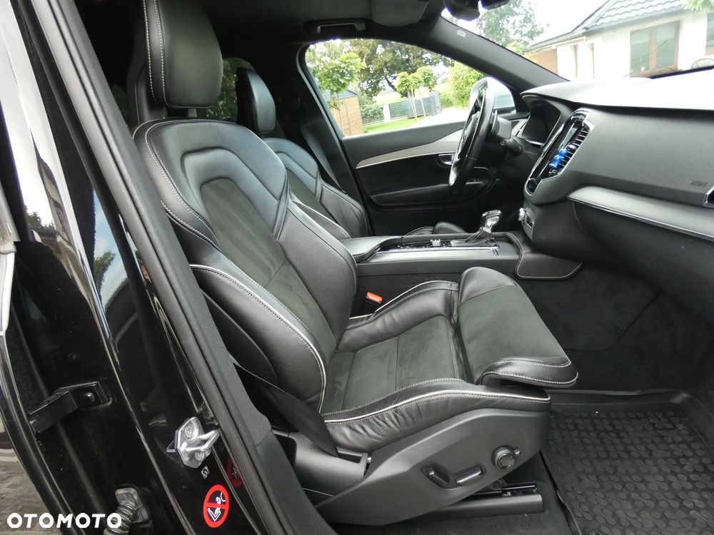 Volvo XC 90 D5 SCR AWD R-Design - 9