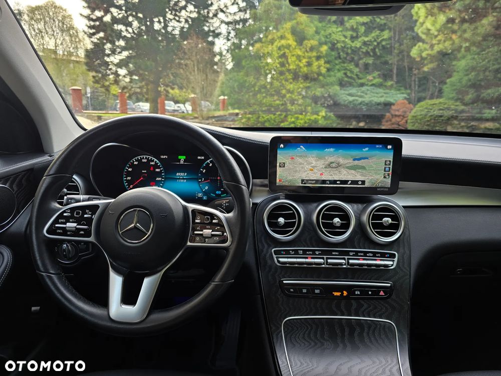 Mercedes-Benz GLC 300 4Matic 9G-TRONIC - 23