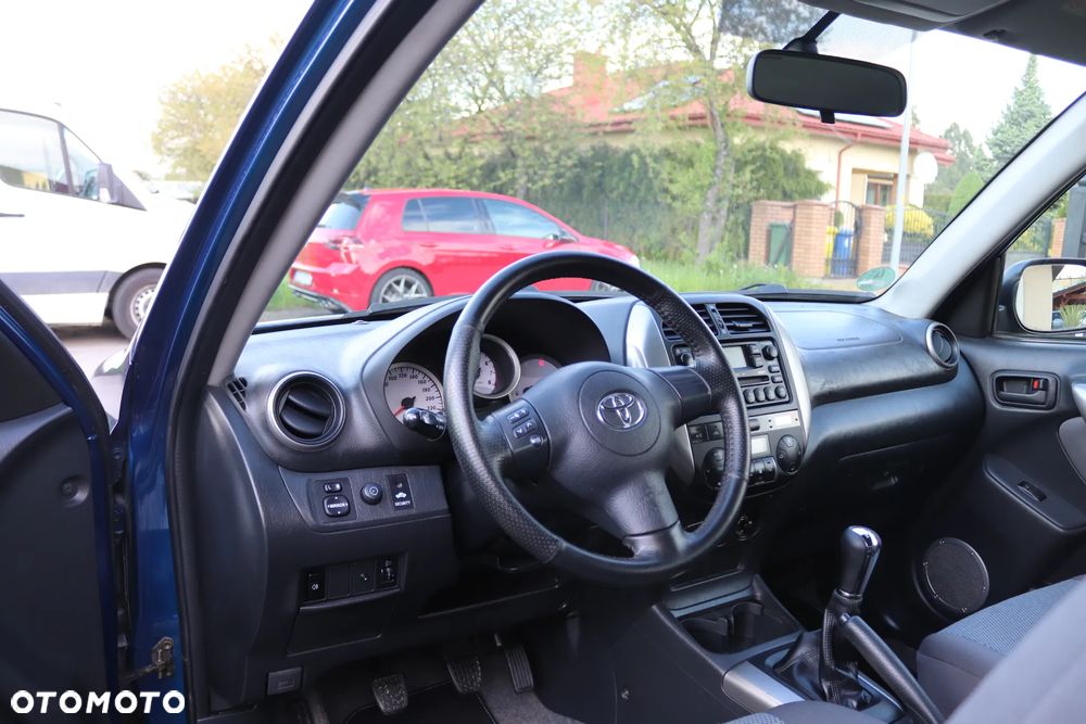 Toyota RAV4 4x4 Sol - 20